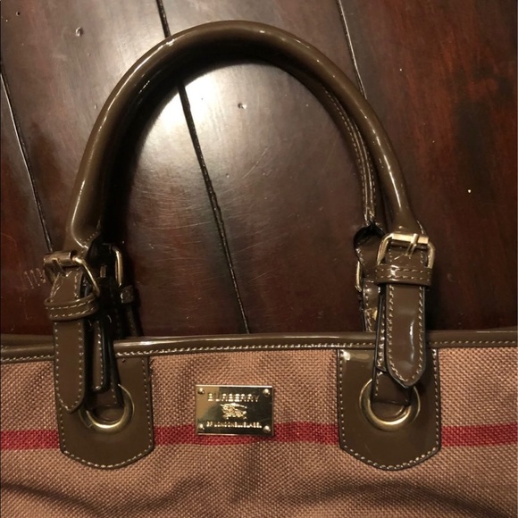 Striped Tote Purse - Picture 3 of 10